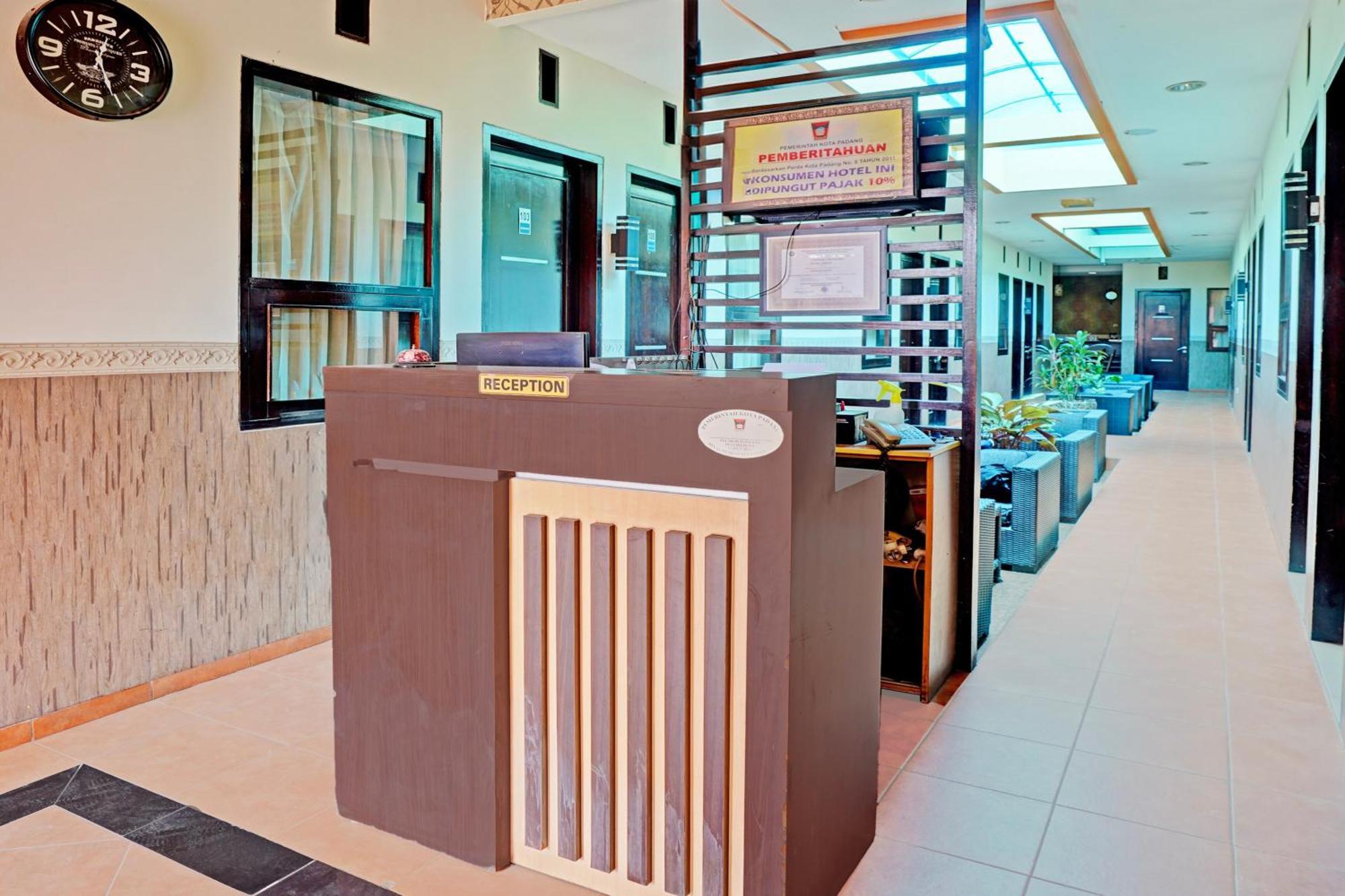 Hotel O Padang City Center Near Pantai Padang Formerly D'Dhave Hotel Luaran gambar